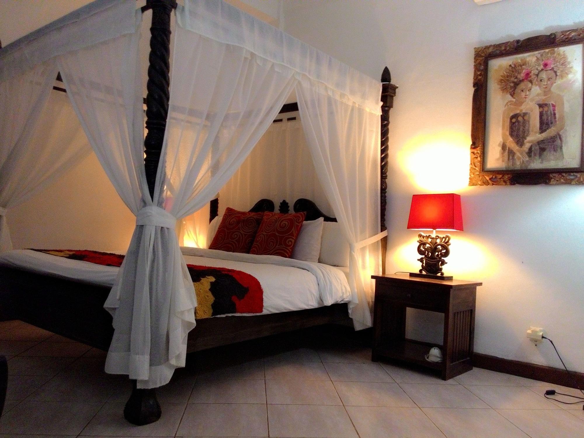 Puri Maharani Boutique Hotel Denpasar Esterno foto