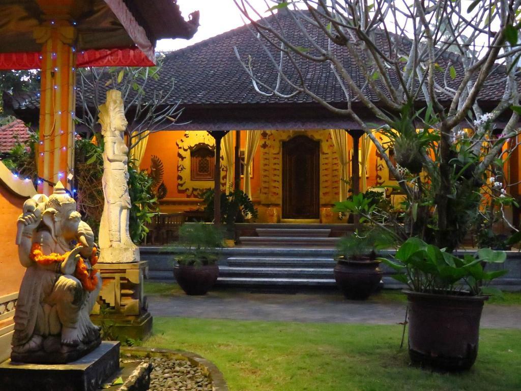 Puri Maharani Boutique Hotel Denpasar Esterno foto